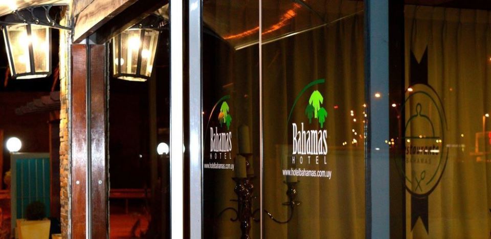 2- Imagen cortesía de Hotels (hotels.com), todos los derechos reservados Hotel con alberca en Montevideo